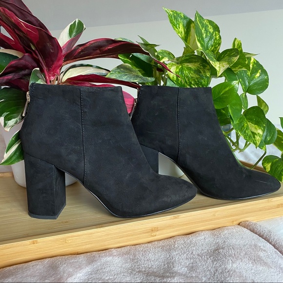 Pull & Bear Faux Suede Black Ankle Booties - Picture 6 of 8